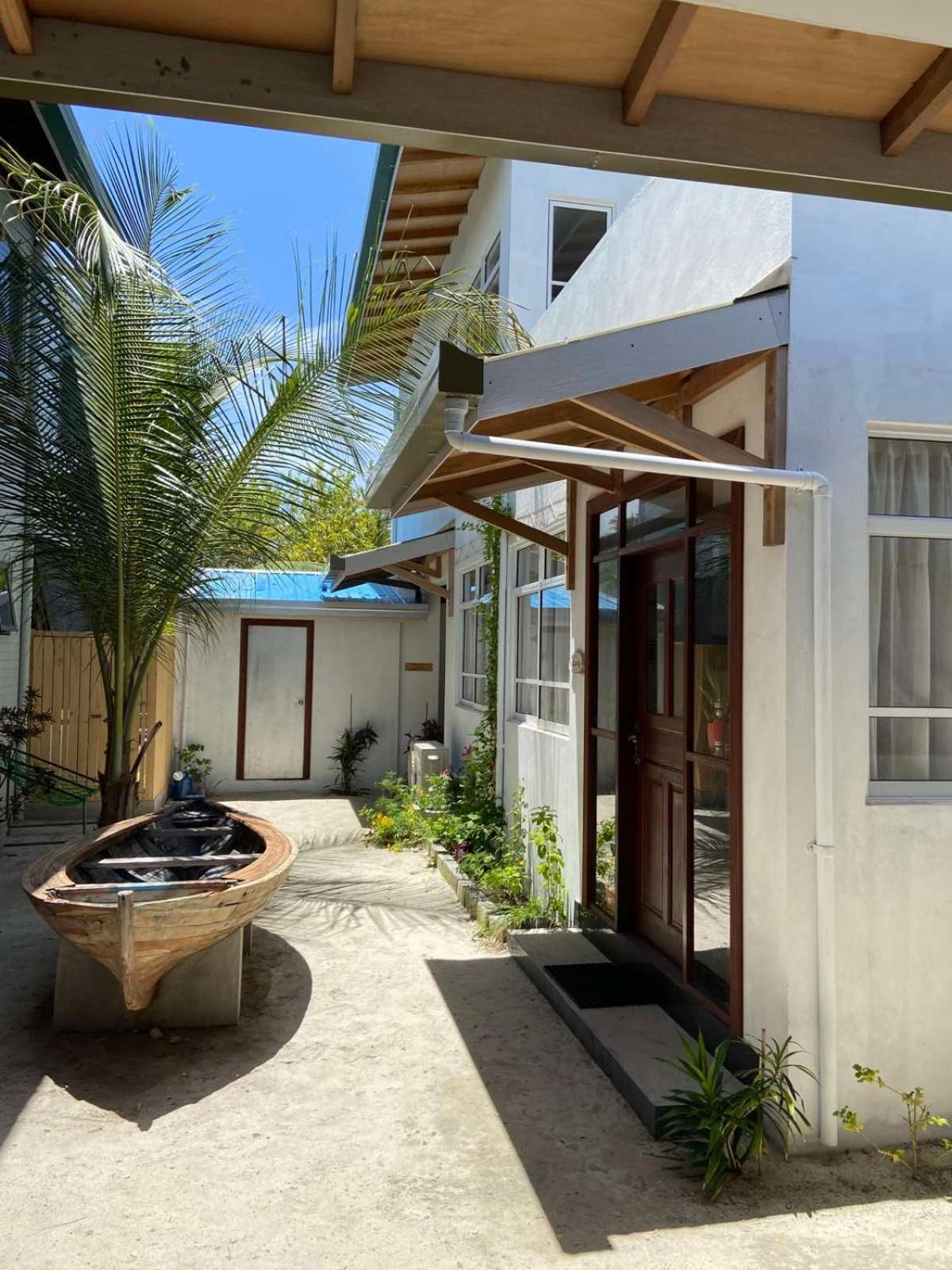 เซรูลีน วิว เรสซิเดนซ์ Hotel Hanimaadhoo Island ภายนอก รูปภาพ