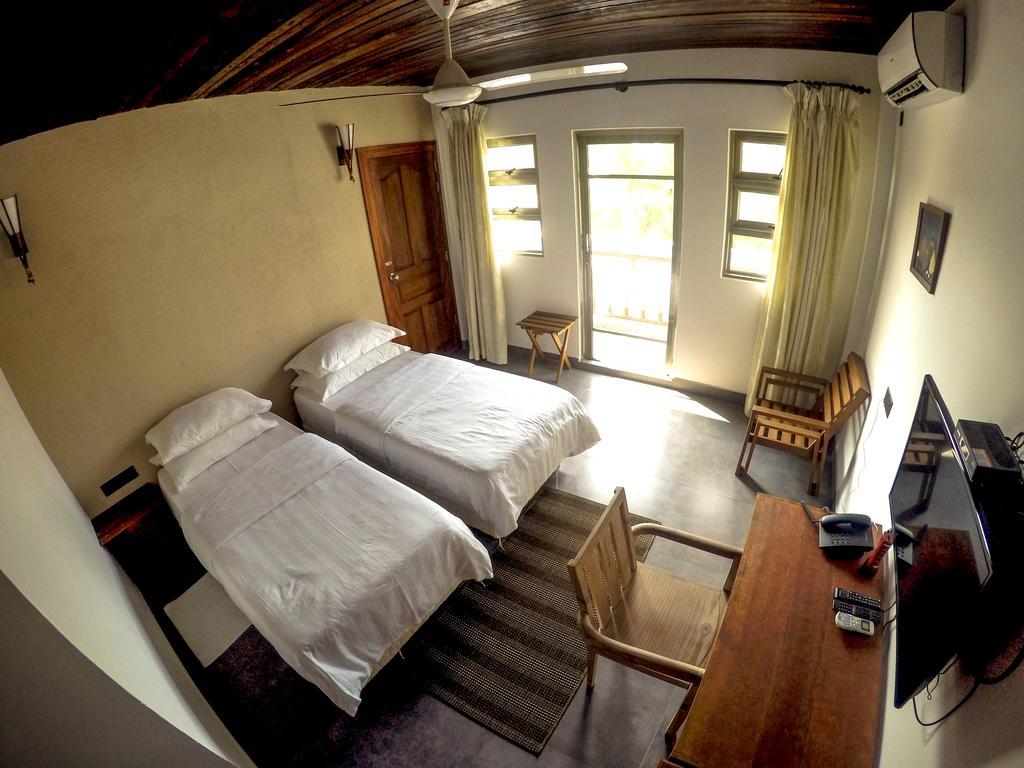 เซรูลีน วิว เรสซิเดนซ์ Hotel Hanimaadhoo Island ภายนอก รูปภาพ