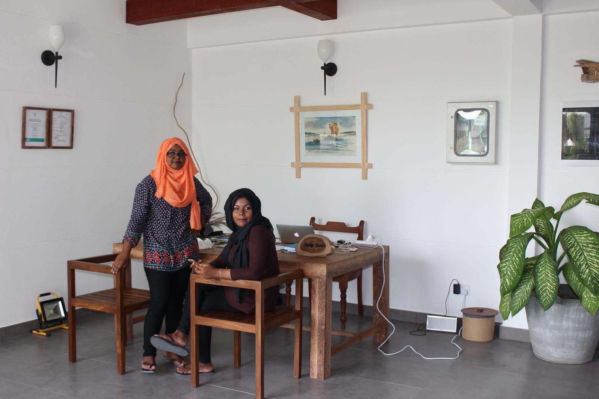 เซรูลีน วิว เรสซิเดนซ์ Hotel Hanimaadhoo Island ภายนอก รูปภาพ